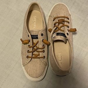 Seacoast Linen Sneaker
Style #: STS99355